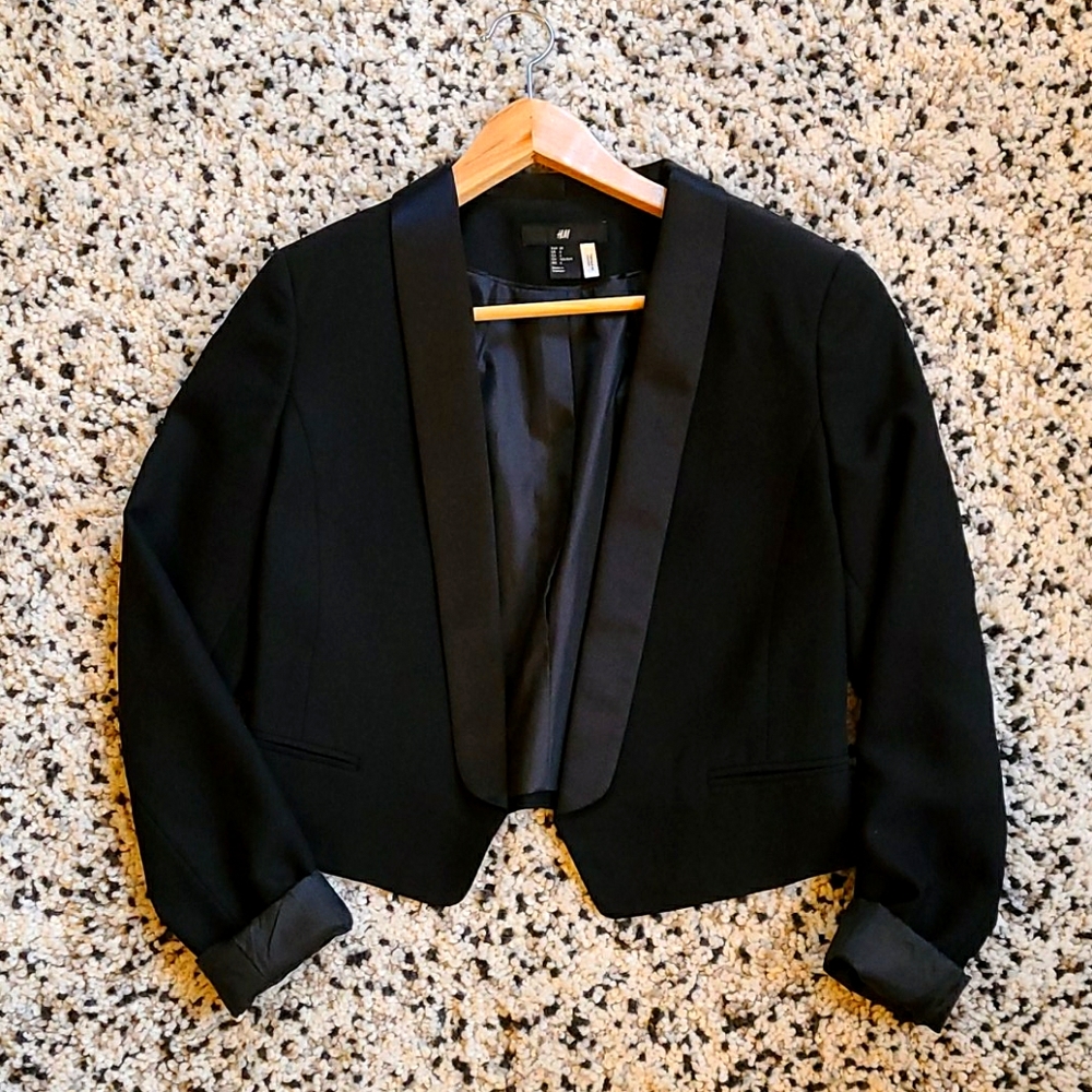 H&M tuxedo style blazer